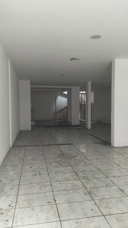 Ruko di Mainroad Lengkong Bandung