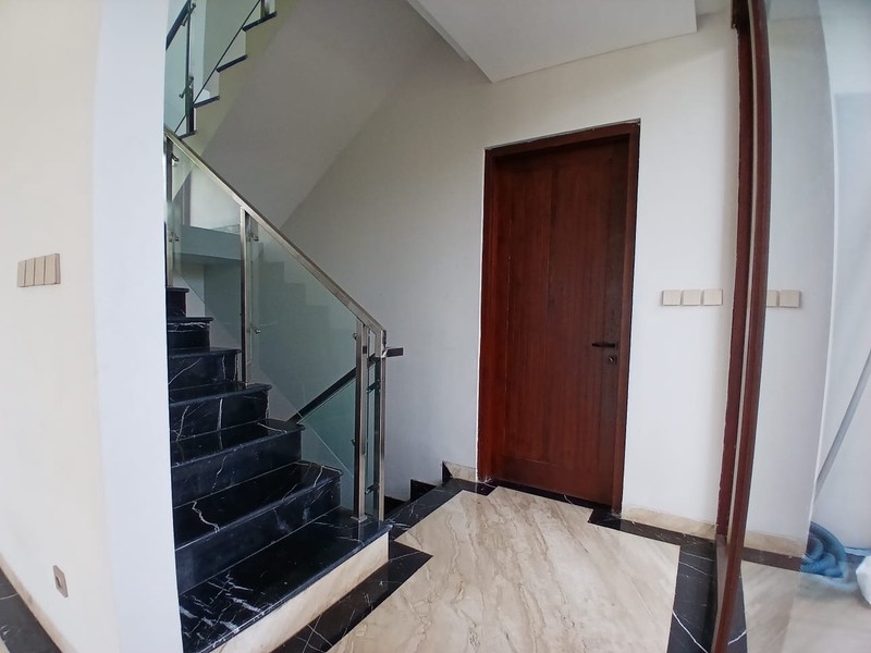 Dijual  Rumah Luxurios Brand New di Lokasi Strategis Jagakarsa, Jakarta Selatan 