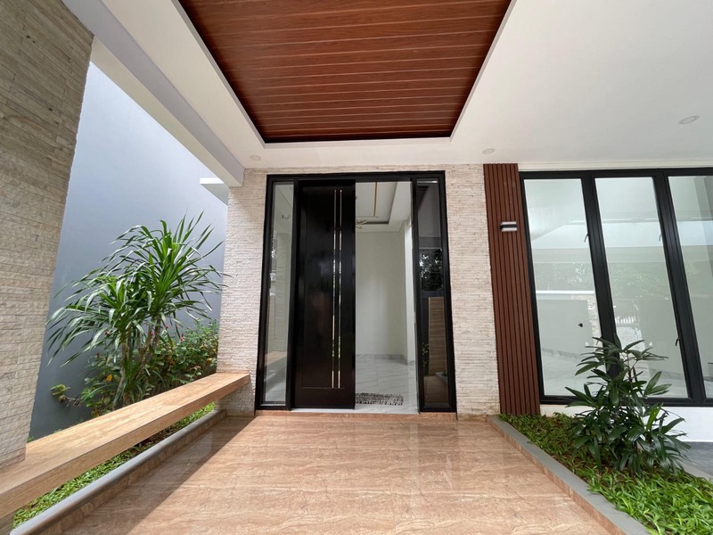 Dijual Rumah Mewah Brand NEW Modern Design di Radio Dalam - Jakarta selatan
