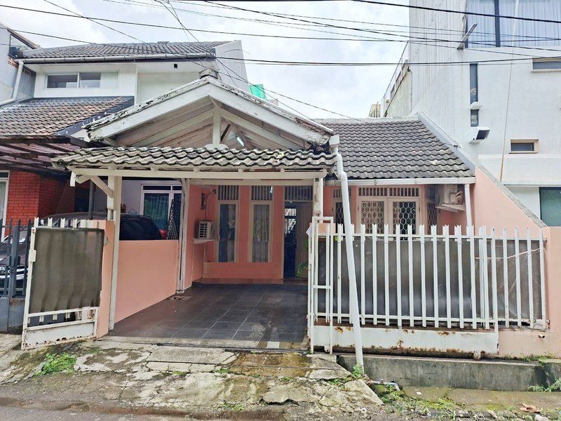 Rumah 1 Lantai Bebas Banjir di Bintaro Sektor 4.