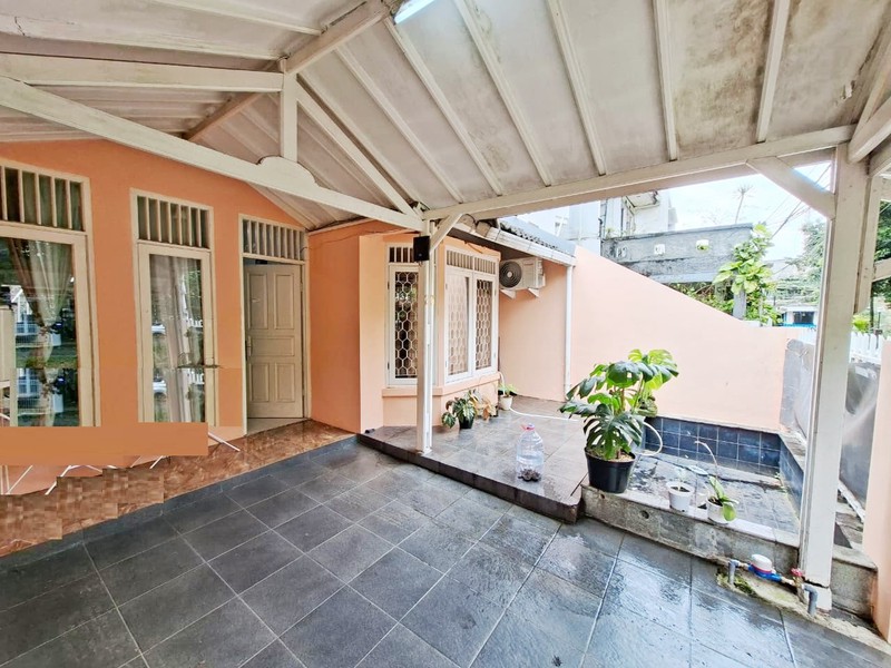 Rumah 1 Lantai Bebas Banjir di Bintaro Sektor 4.