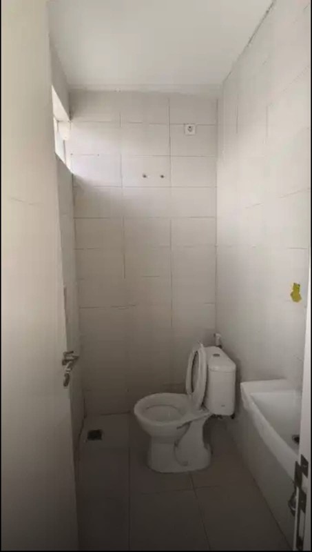 Rumah Northwest Lake Citraland Surabaya 900 Juta Nego