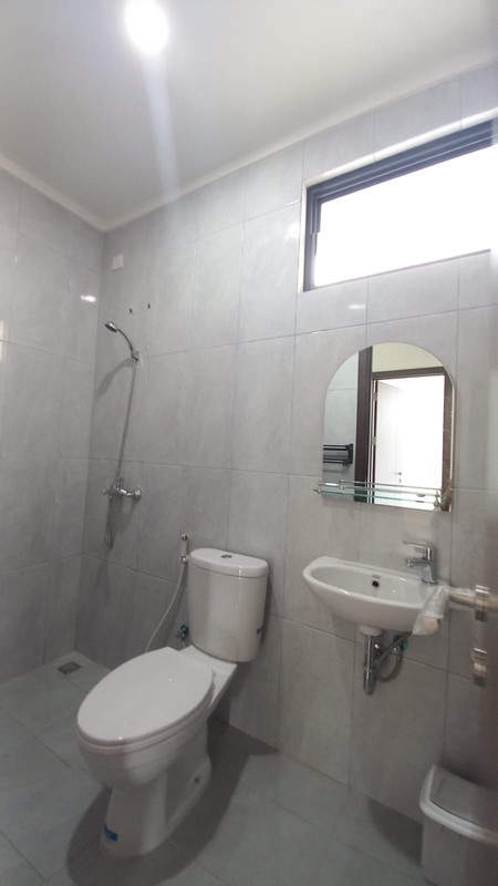 Rumah Bagus,dalam cluster,posisi hook di Bintaro Jaya 9