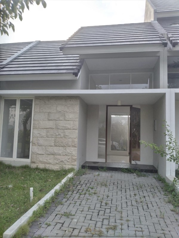 Rumah di sewakan di north West 