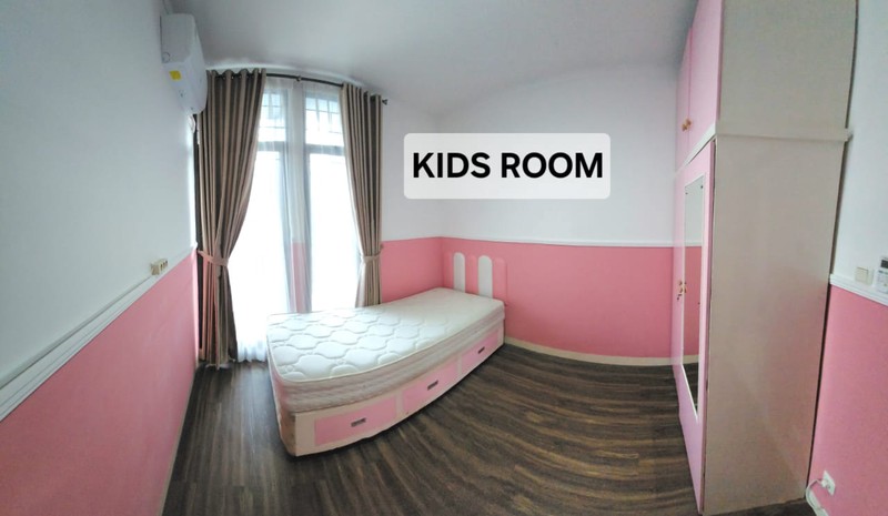 Rumah bagus, rapih siap huni dalam Cluster keamanan 24 Jam di Bintaro