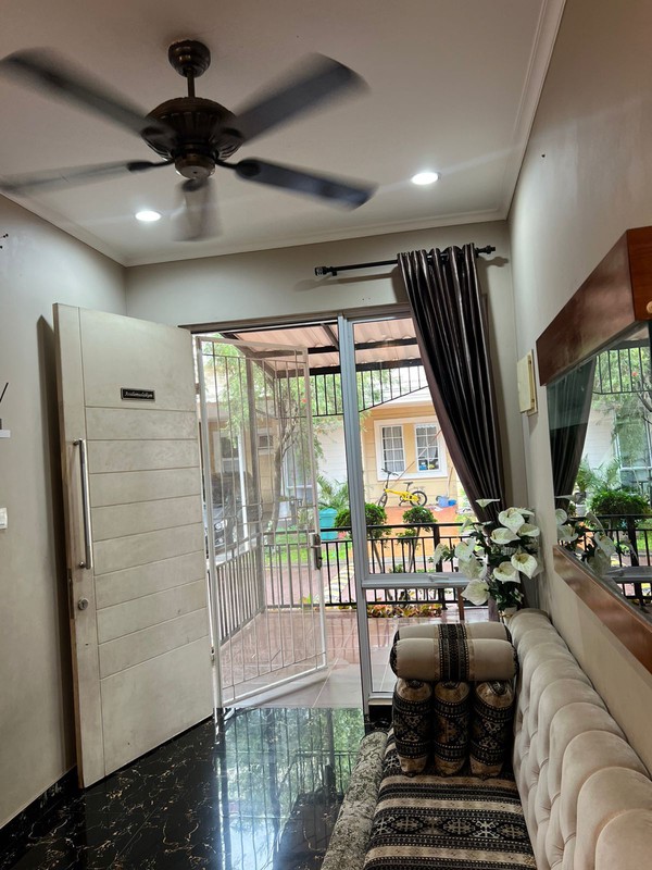 jual cepat rumah strategis hanya 1.150 M di Amarilo jalan alton gading serpong