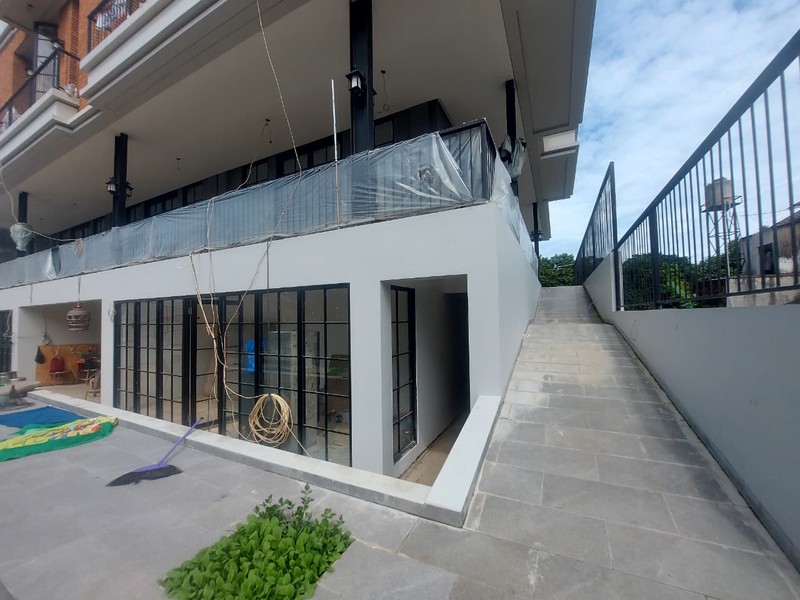 Gedung Baru 4 Lantai Cocok Untuk Kantor, Wellness, Klinik, Restaurant atau Sarana Pendidikan di Krukut Limo Cinere