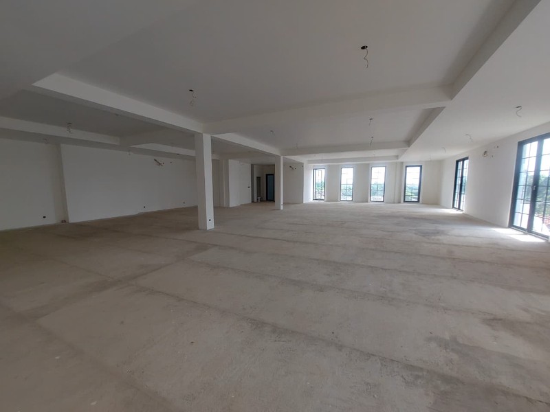 Gedung Baru 4 Lantai Cocok Untuk Kantor, Wellness, Klinik, Restaurant atau Sarana Pendidikan di Krukut Limo Cinere