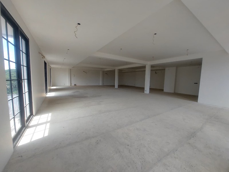 Gedung Baru 4 Lantai Cocok Untuk Kantor, Wellness, Klinik, Restaurant atau Sarana Pendidikan di Krukut Limo Cinere