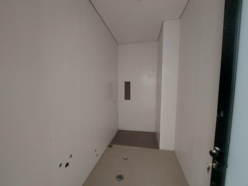 Gedung Baru 4 Lantai Cocok Untuk Kantor, Wellness, Klinik, Restaurant atau Sarana Pendidikan di Krukut Limo Cinere