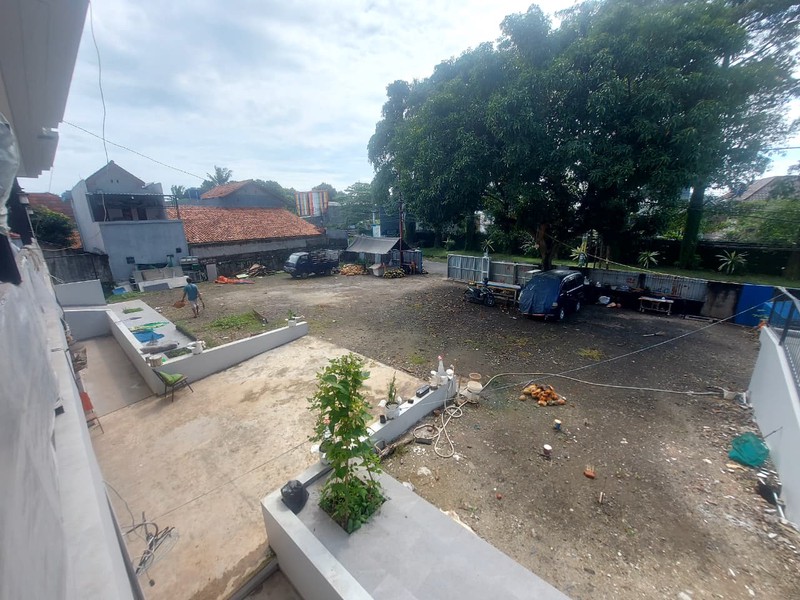 Gedung Baru 4 Lantai Cocok Untuk Kantor, Wellness, Klinik, Restaurant atau Sarana Pendidikan di Krukut Limo Cinere