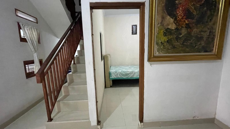 Rumah Modern di Perum Griya Warungsila Akses Cepat Stasiun & Kampus UI, Ciganjur, Jagakarsa, Jakarta Selatan