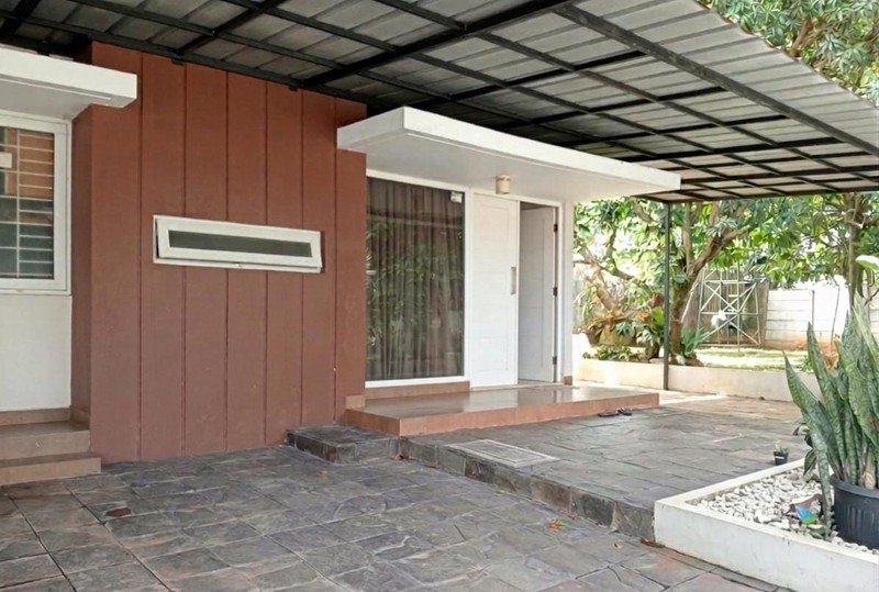 Raffles Hils Cibubur, 2 Lantai, Siap Huni, Strategis, Bisa KPR, Nego