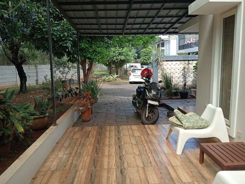 Raffles Hils Cibubur, 2 Lantai, Siap Huni, Strategis, Bisa KPR, Nego