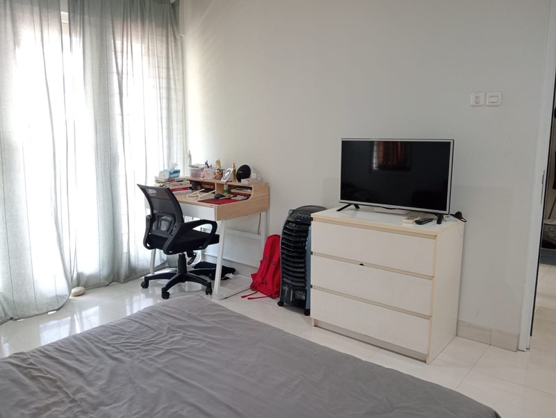 Raffles Hils Cibubur, 2 Lantai, Siap Huni, Strategis, Bisa KPR, Nego