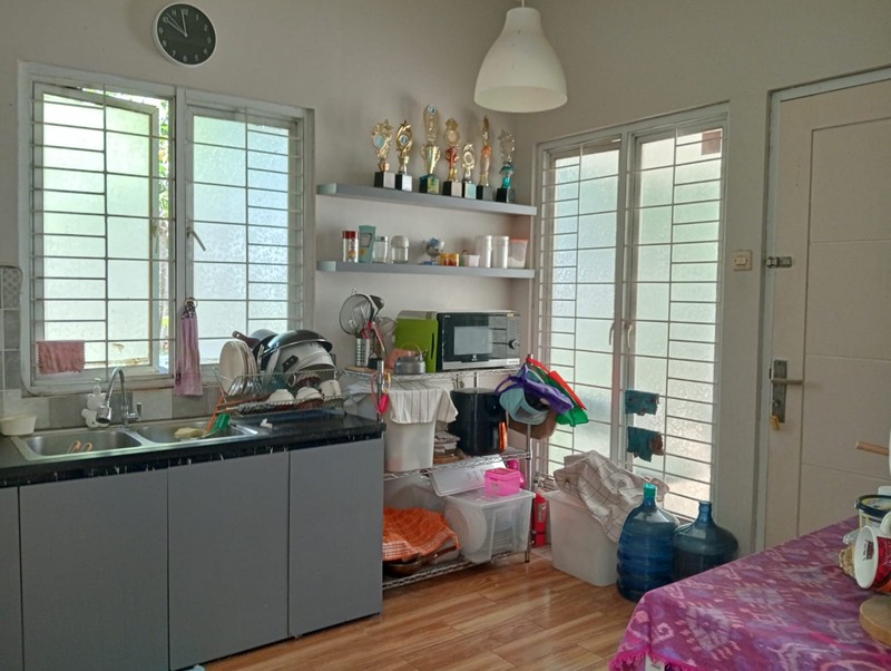 Raffles Hils Cibubur, 2 Lantai, Siap Huni, Strategis, Bisa KPR, Nego