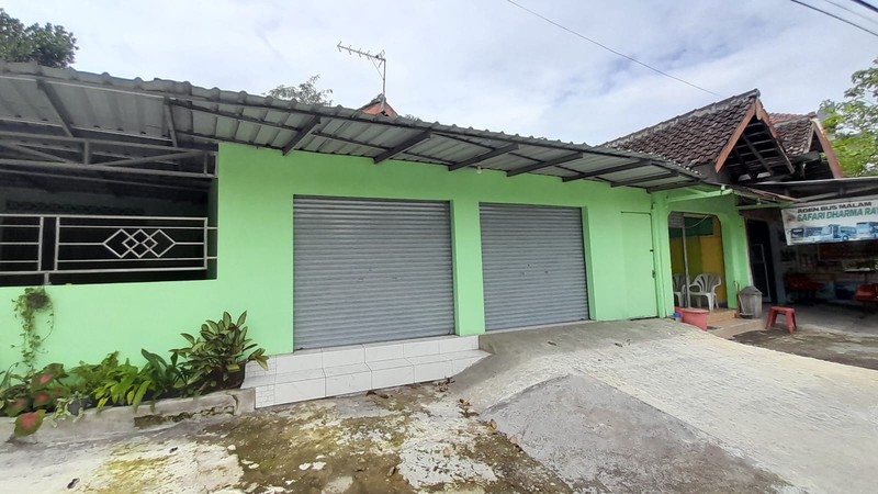 Disewakan Ruang Usaha Lokasi Strategis di Tridadi Sleman