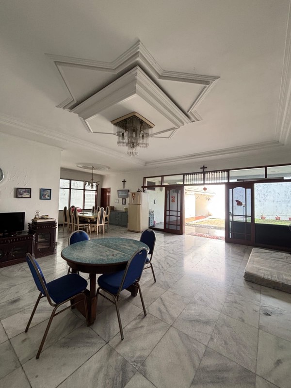 Dijual Rumah Dharmahusada Indah 