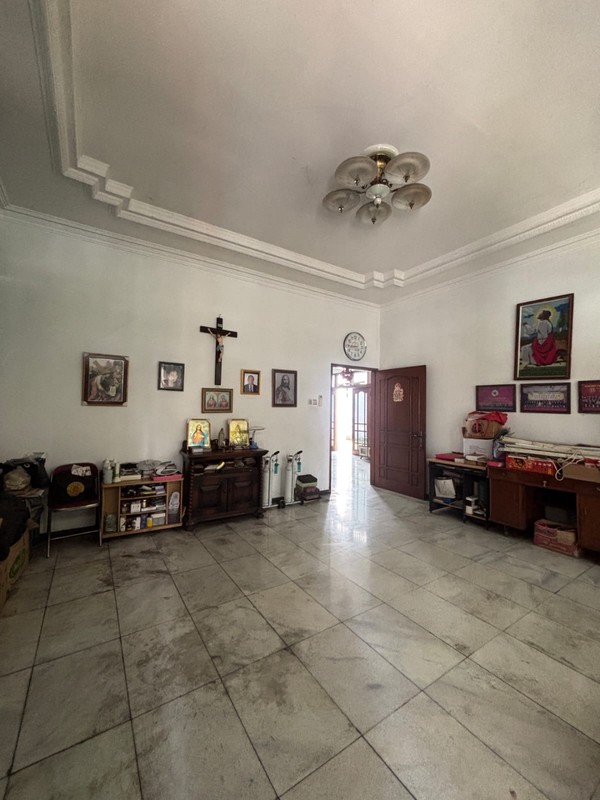 Dijual Rumah Dharmahusada Indah 