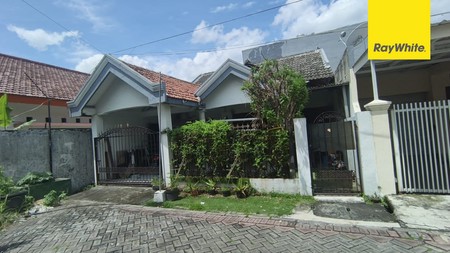 Dijual Rumah 2 lantai di Ketintang Madya Surabaya