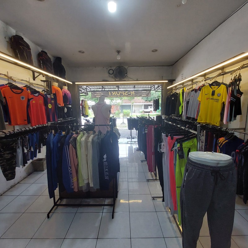 Disewakan Ruko Lokasi Strategis di Kawasan Bisnis Condong Catur - Depok Sleman 