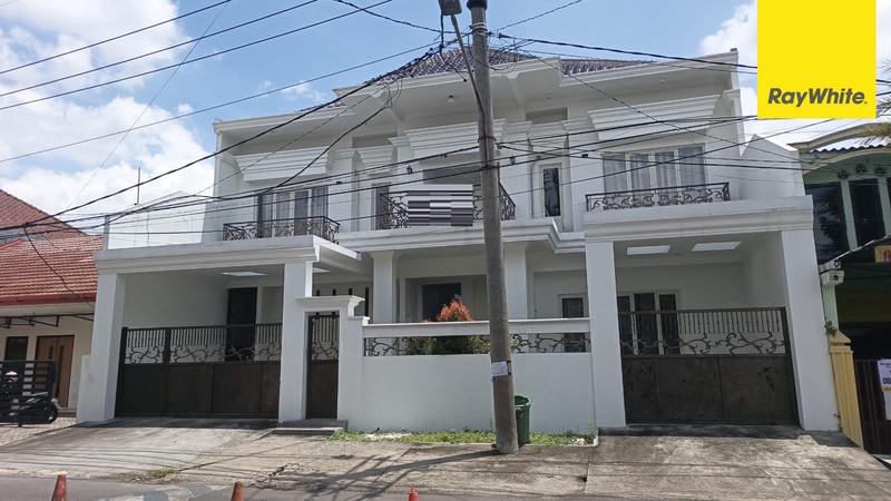 Dijual Rumah 2 lantai di Jemur Andayani Surabaya