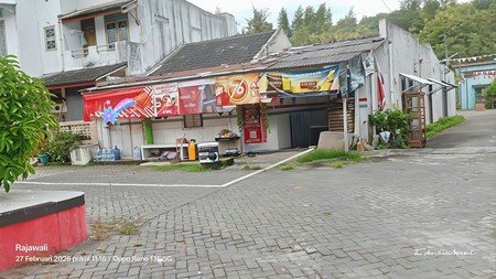 Dijual Rumah & Ruang Usaha Lokasi Strategis Dekat Kawasan Wisata Kasongan - Bantul 