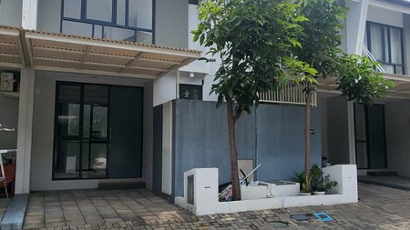 DiJual/ Disewakan rumah di Royal Residence Surabaya