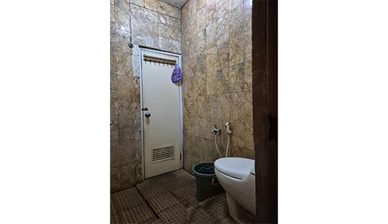 Dijual Rumah Kayu Putih Utara