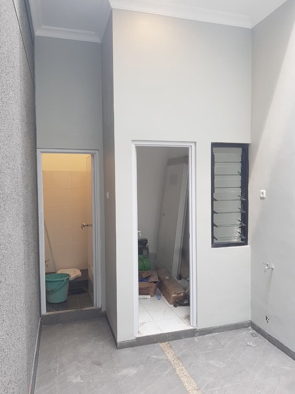 Jual Rumah Manyar Kertoadi Tengah Kota Surabaya