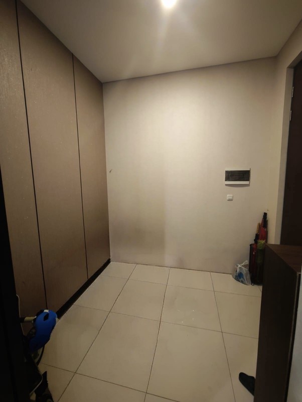 DI JUAL RUMAH SEMI FURNISHED & SIAP HUNI DEKAT CLUB HOUSE PONDOK CANDRA INDAH
