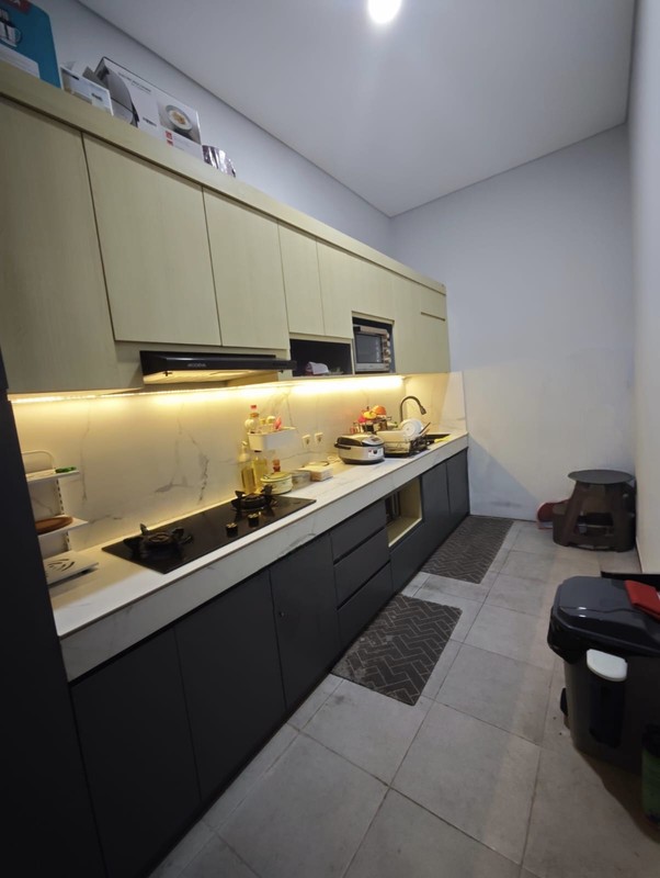 DI JUAL RUMAH SEMI FURNISHED & SIAP HUNI DEKAT CLUB HOUSE PONDOK CANDRA INDAH