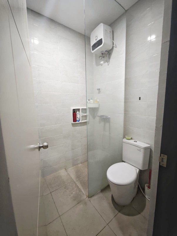 DI JUAL RUMAH SEMI FURNISHED & SIAP HUNI DEKAT CLUB HOUSE PONDOK CANDRA INDAH