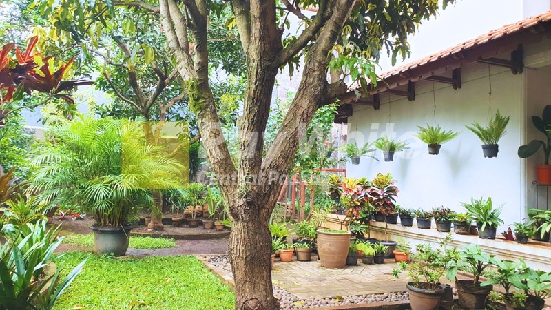 Rumah Tinggal Bagus dan Asri di Tubagus Ismail Bandung