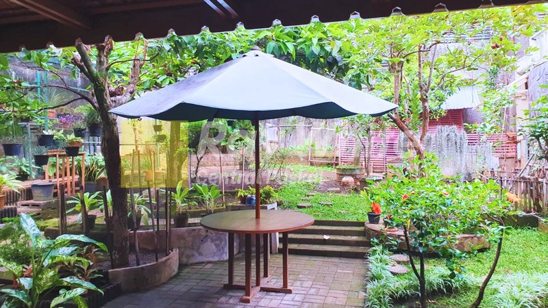 Rumah Tinggal Bagus dan Asri di Tubagus Ismail Bandung