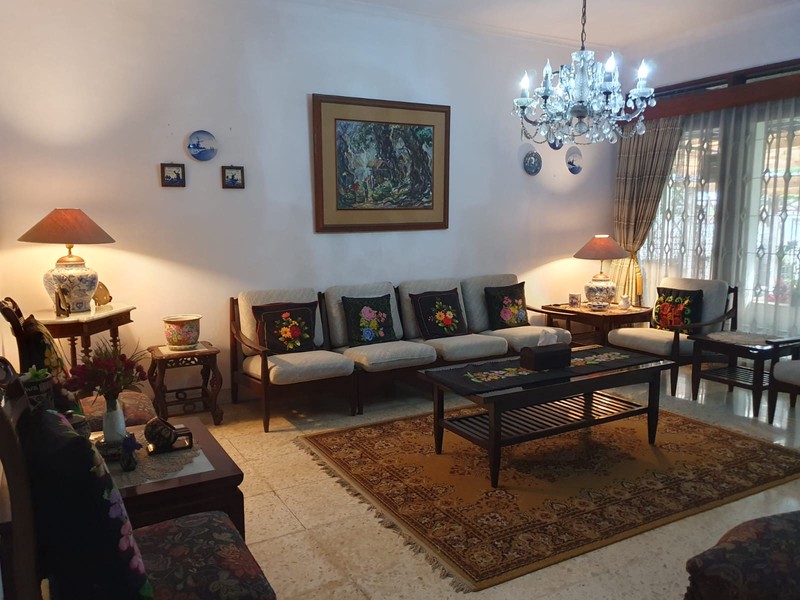 Rumah Tinggal Bagus dan Asri di Tubagus Ismail Bandung