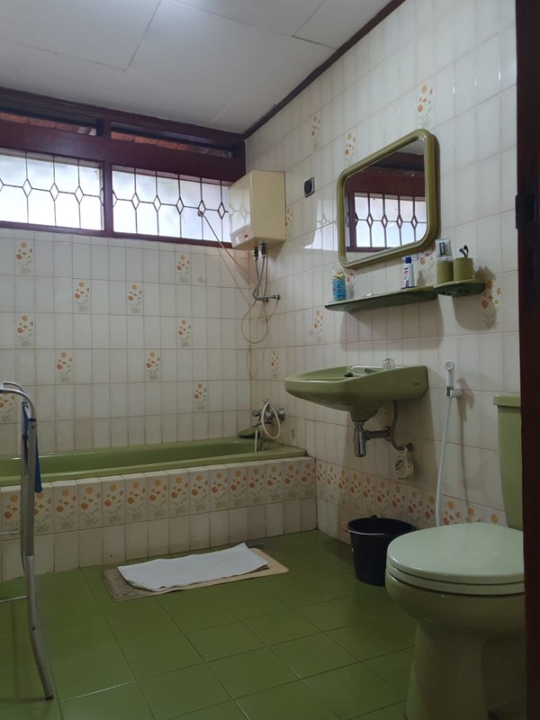 Rumah Tinggal Bagus dan Asri di Tubagus Ismail Bandung