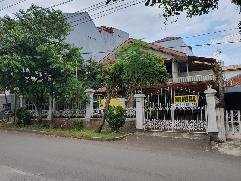 Rumah Tinggal Bagus dan Asri di Tubagus Ismail Bandung