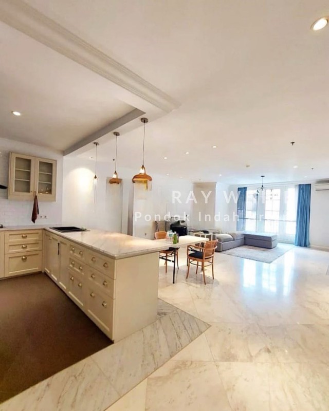 Apartemen Permata Hijau Kebayoran Baru  Corner Unit