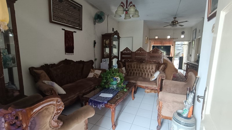 dijual rumah strategis siap huni area kencana loka bsd city shm pembayaran bisa kpr