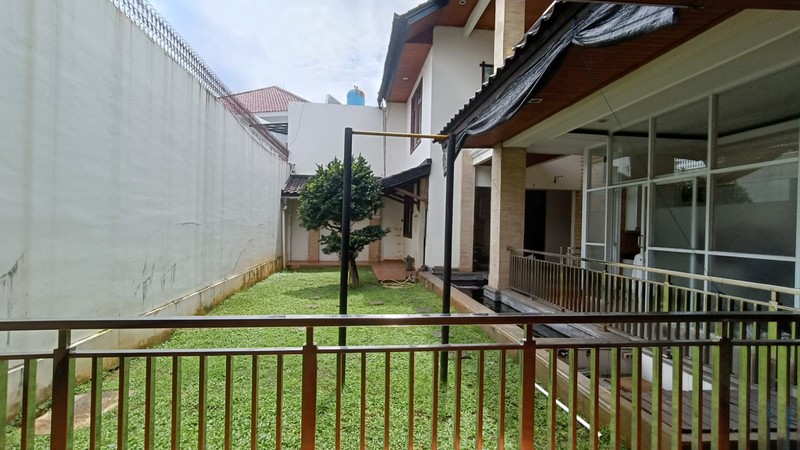 dijual cepat rumah strategis tengah kota asri bebas banjir siap huni di taman giri loka bsd city