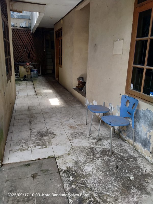 Rumah dan Kost 2 Lantai di Tubagus Ismail Bandung
