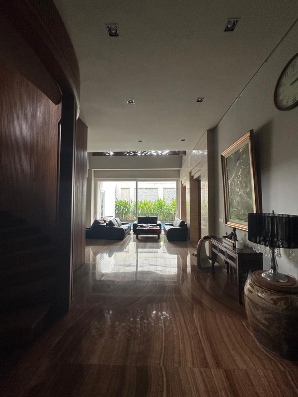 Rumah Bagus Di Metro Kencana Pondok Indah Jakarta Selatan