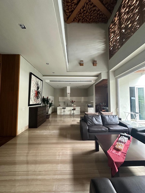 Rumah Bagus Di Metro Kencana Pondok Indah Jakarta Selatan