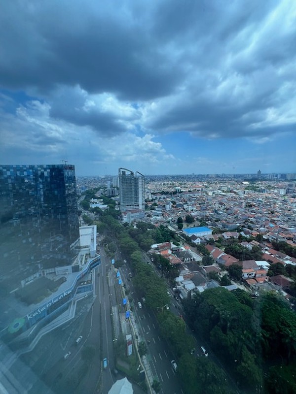 Office Unit lantai tinggi 119sqm