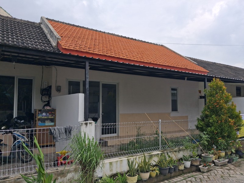 Rumah Siap Huni di The Metro Graha Tunggorono Jombang