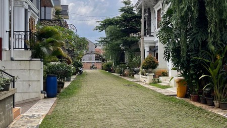Rumah Eksklusif di Cirendeu: Nyaman, Siap Huni, dan Selangkah ke Pusat Kota via MRT