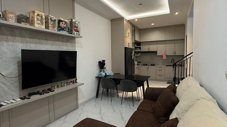 Rumah Cantik Full Furnished di Melati Mas, Lokasi Strategis di Jantung Serpong