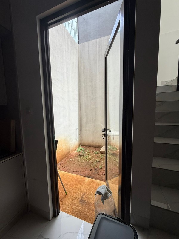 Rumah Cantik Full Furnished di Melati Mas, Lokasi Strategis di Jantung Serpong