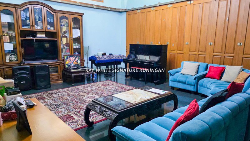Rumah 2 Kavling Lokasi Strategis di Jl Darmajaya Pejaten, Pasar Minggu